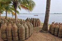 23: Lake Volta in Vume